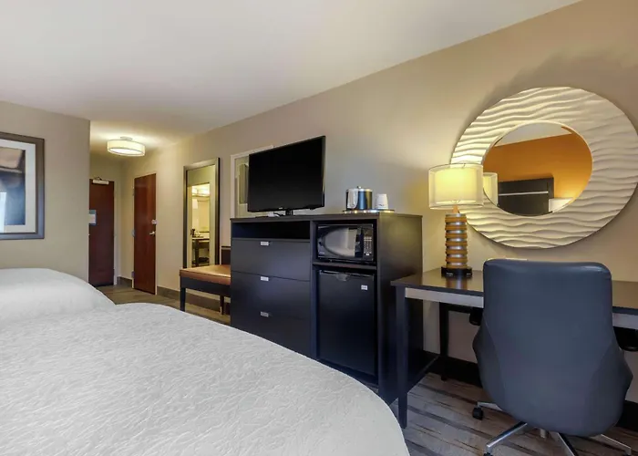 Hampton Inn And Suites Columbus, Ms